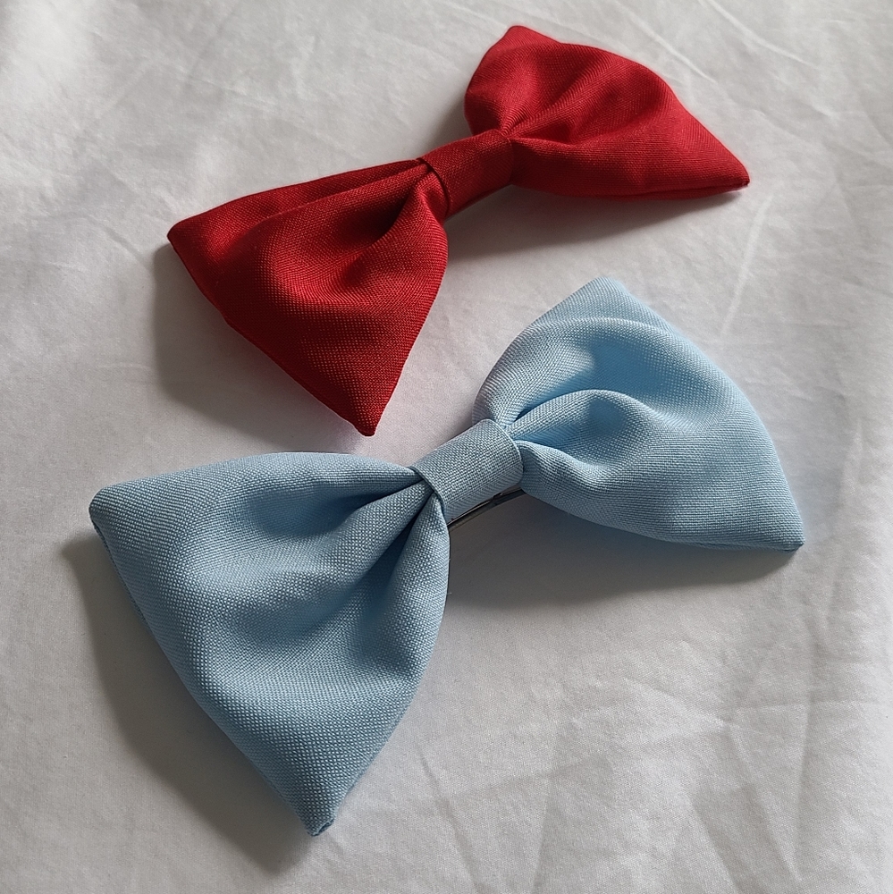 2 Large Hair bow